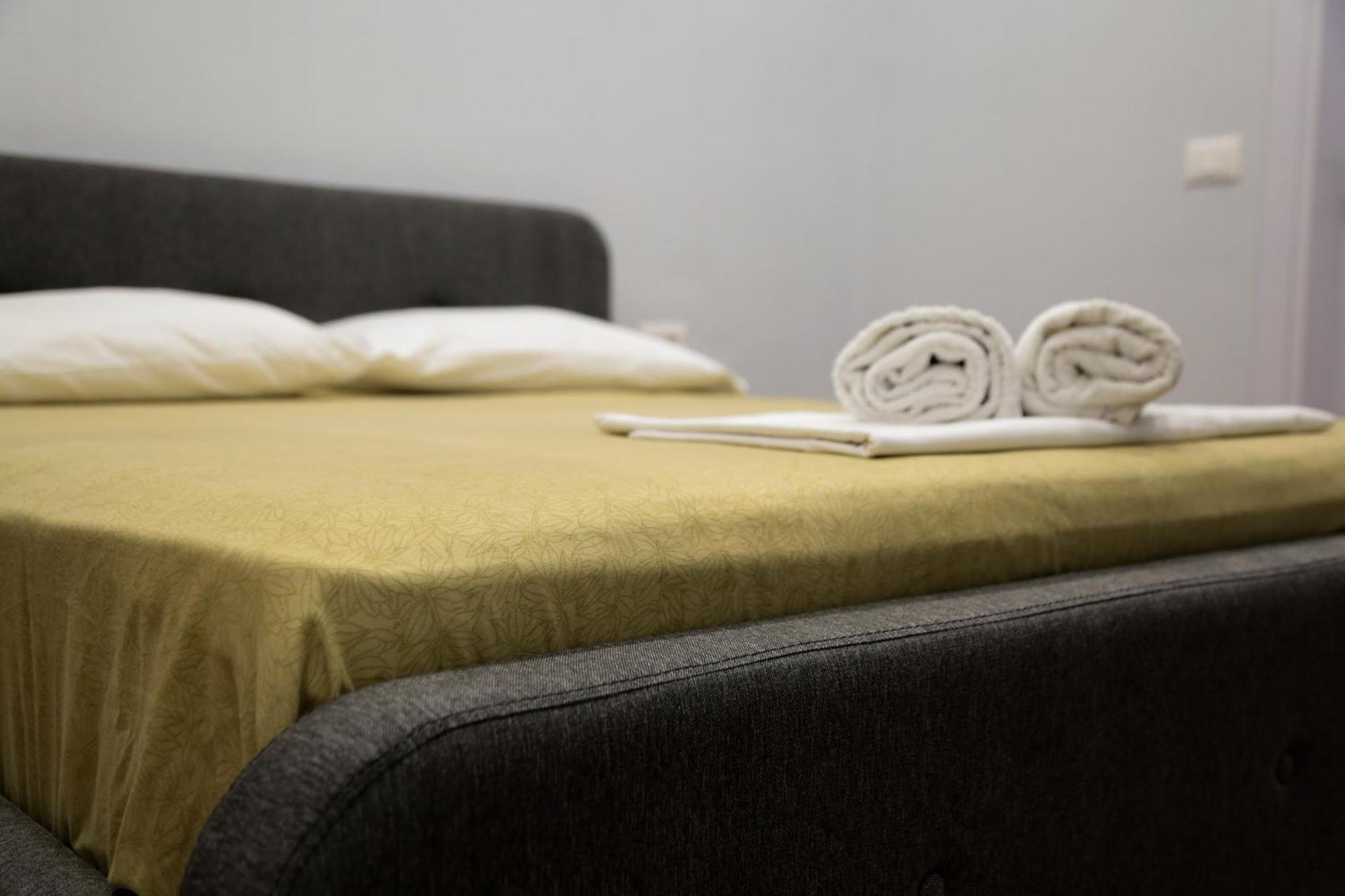 Be Solei Studio Apartments Sol 2 Тирана Екстериор снимка